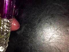 whoa, check out this intense no hands cumshot action