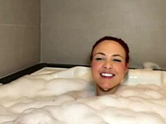 Relaxing in Hydro with Delicious Nicole Romanoff