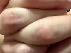 Penis massage with oil makes it swell huge from this homemade masturbation!