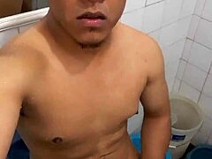 just masturbating so richly here all alone 😏  