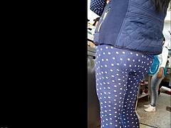 The voyeur caught a quick glimpse of the culo while spying on the quesadillas preparation in a casual moment.