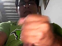 hey i'm doing this rica paja in my sala with amateur teen cumshot fun