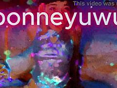 Watch cute Latina teen Bonneyuwu dance prettily in panties and bra for 5 minutes and 40 seconds of beautiful young moves 😘🩲