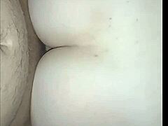 surpresa no tinder leva a sexo proibido com sogra nas escadas cheias de tesão 😜