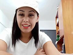 Vlog Sarah Rosa Atriz Shares Insights On Masculine Back Support