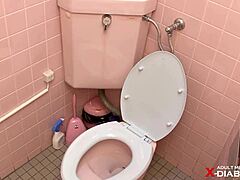 hey, can you believe that girl is masturbating in the toilet like that? 😲