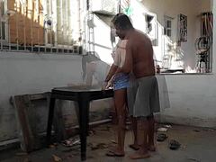 fudendo no quintal com a baby-sitter anal rough on skinny latina teen 😈🍑🔥