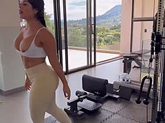 insane bubble butt latina gym girl spreads ass big tits muscular