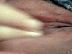 Amateur babe shows off her big sexy boobs