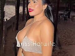 flashing my big pussy lips poolside in tight leggings!