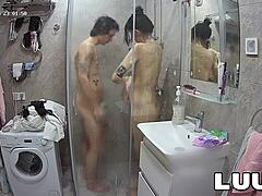 Luuv Webcam Couple Homemade Steamy Shower Thrill