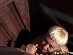 Hairy Aussie GF Fingers Outdoor Blowjob Handjob