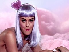 hey, katy perry strips naked and shows her sexy feet