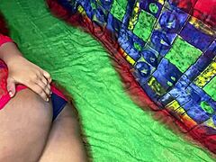 Desi bhabhi fingers her wet pussy in quick masturbation session