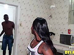 com pai em casa, dei pro novinho da turma no red com meu cuzinho