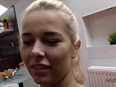 Blonde quits fight after cash from stranger