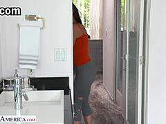 becky bandini cheats deepthroat friend nightclub