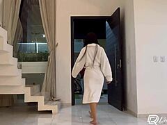 Fitness babe in lingerie fists gaping ass then rides delivery guy's cock to creampie facial