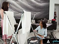 Petite Brunette Alexis Tae 69s Handywoman Lumi Ray