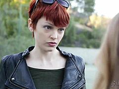 Carter Cruise rescues Mia Malkova licking her pussy against the bully