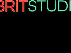 Curious Teen Plugs Big Ass Then Tries Ass to Mouth