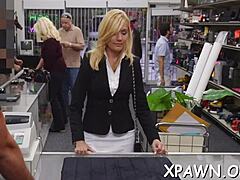 Bimbo Dilettante Teases Her Way To Screwing