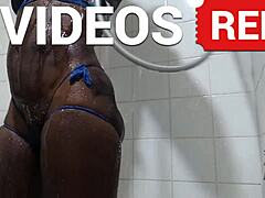 😍 sexy ebony milf showers naked long legs big ass homemade 🔥