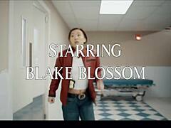 Blonde Blake Blossom Dominates Asian Kimmy Kimm In Wild Lesbian Squirting Parasite Sex!